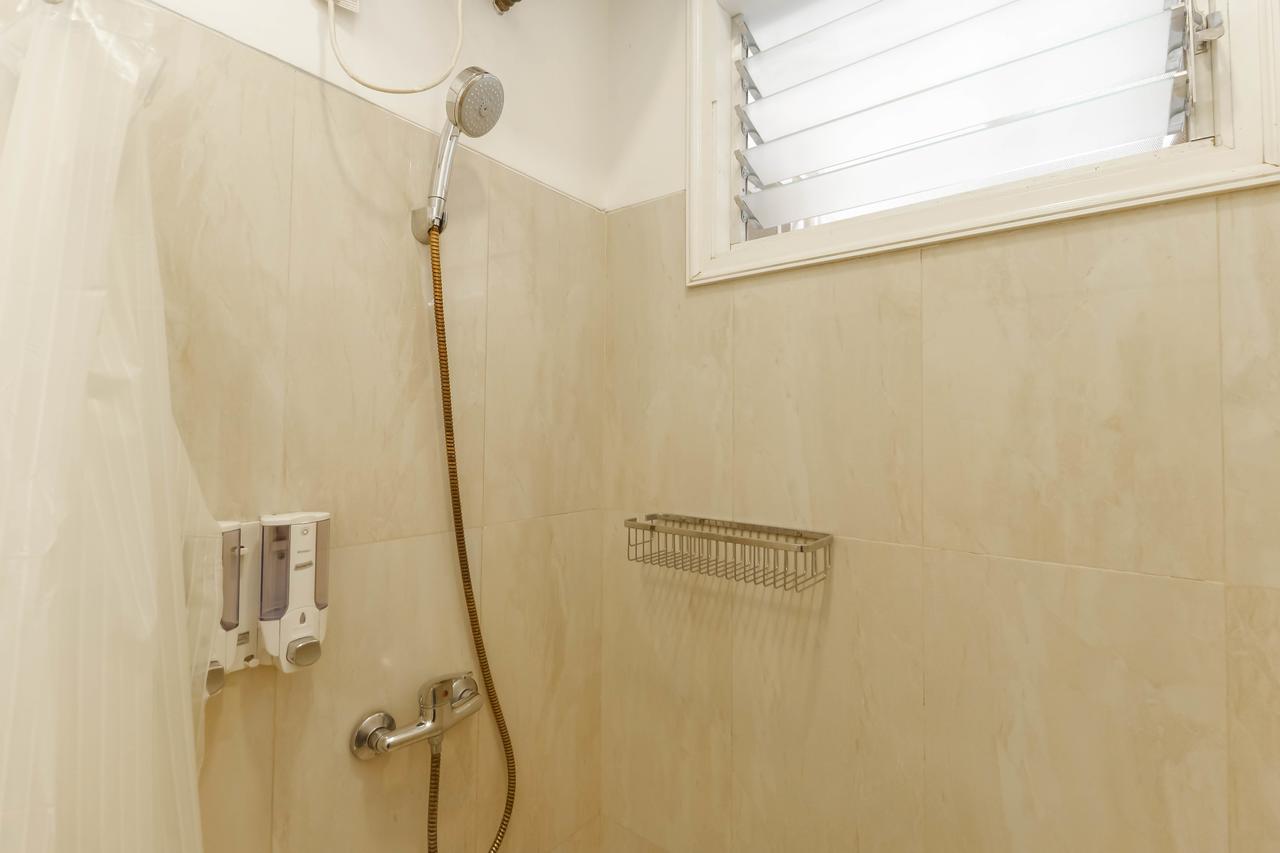 Reddoorz Plus @ Tendean Jakarta Exterior photo